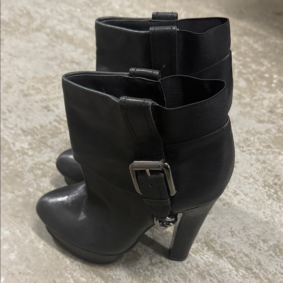 Donald J Pliner Black Ankle Boots - Picture 5 of 5